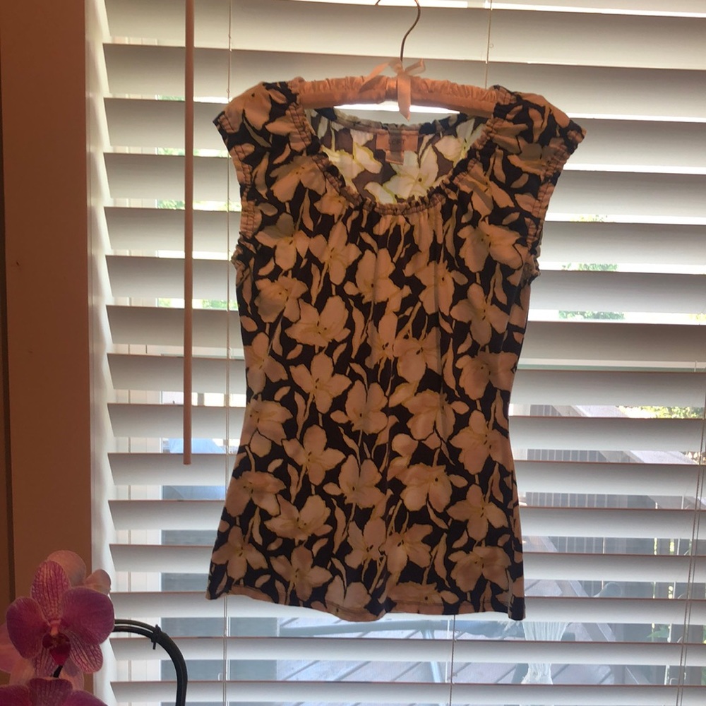 Floral loft shirt size small
